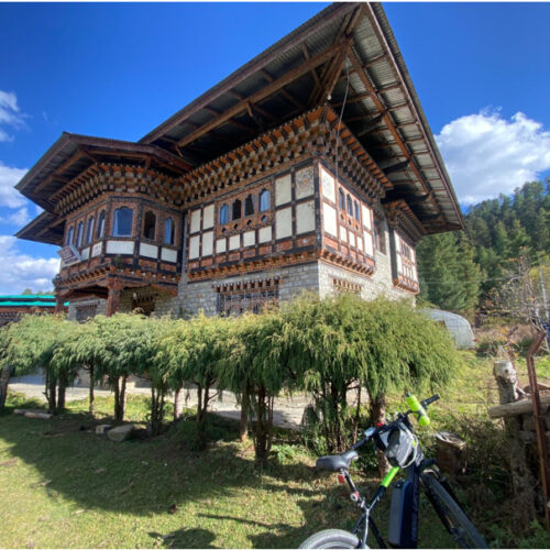 Bhutanese house 🏠